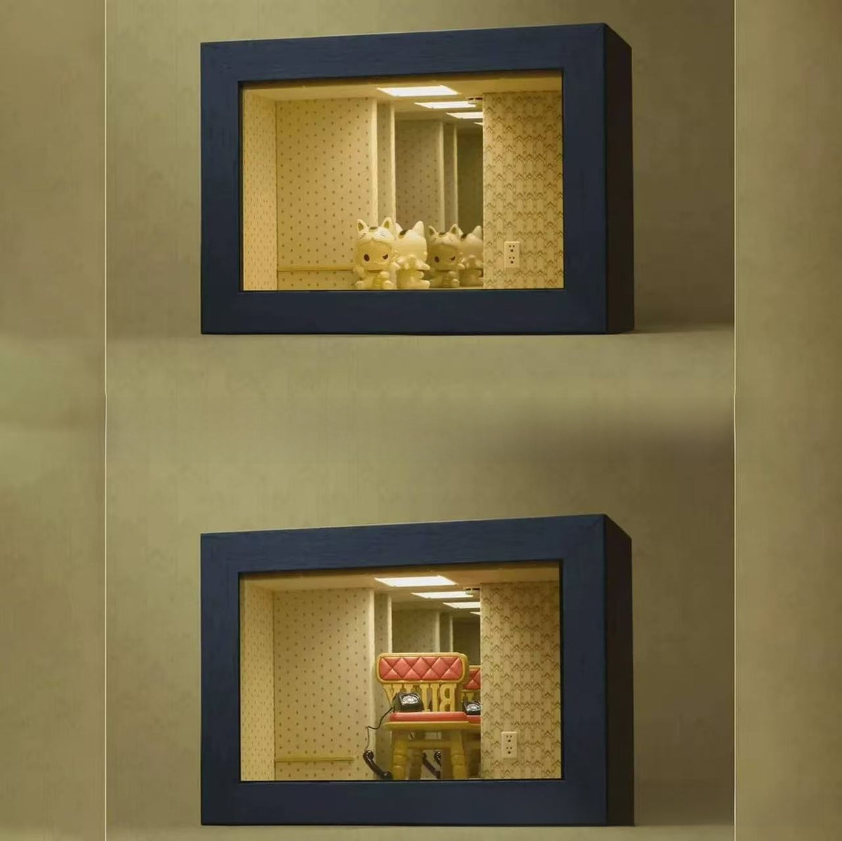 Wooden Infinity Mirror Photo Frame